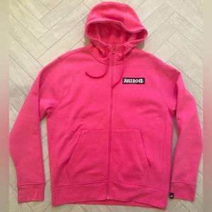 NIKE hoodie- NWT - size M, Stardart fit, color pink